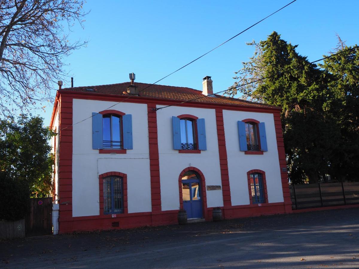 La Gare De Millas Chambres D'Hotes Exterior foto