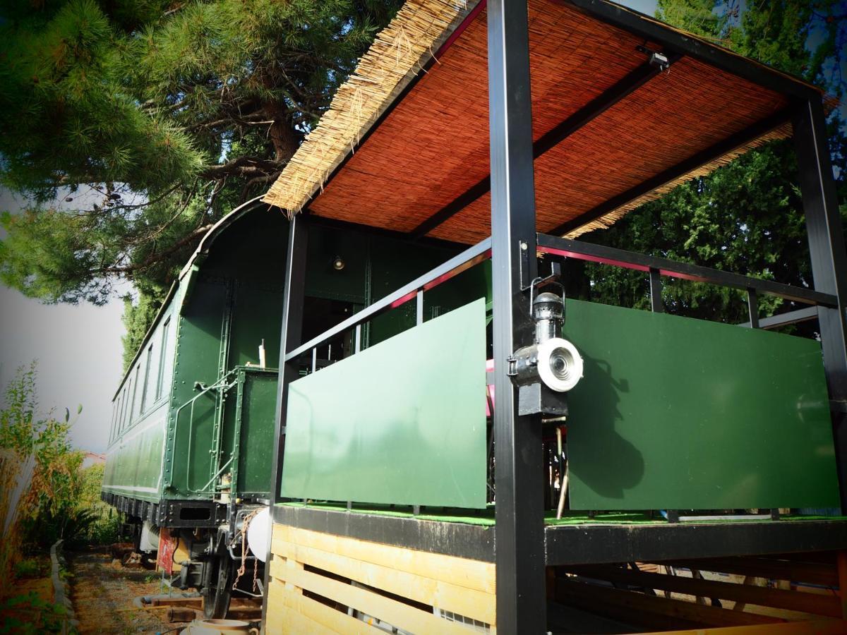 La Gare De Millas Chambres D'Hotes Exterior foto